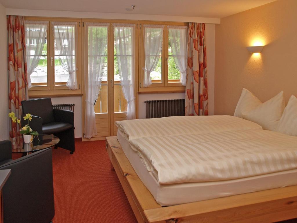 Hotel Steinbock Brienz  Extérieur photo